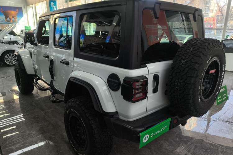 Used Jeep Wrangler 2024 2.0T Sahara Four-Door Edition