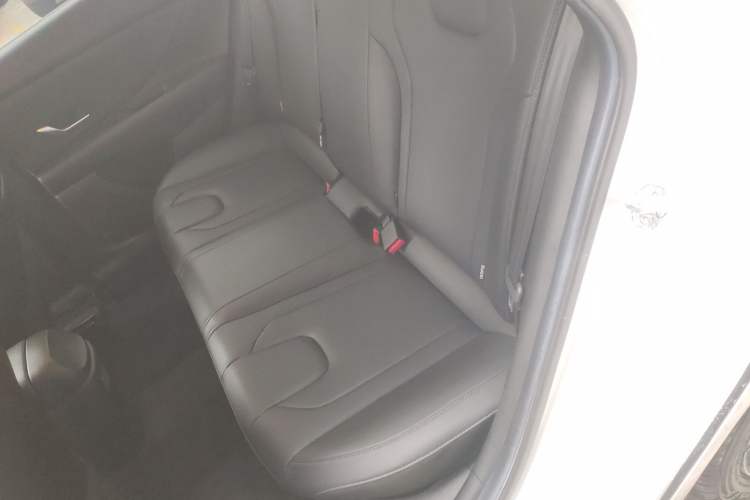 Used Hyundai Elantra 2021 1.5L CVT LUX Prestige Edition Left Rear Seat