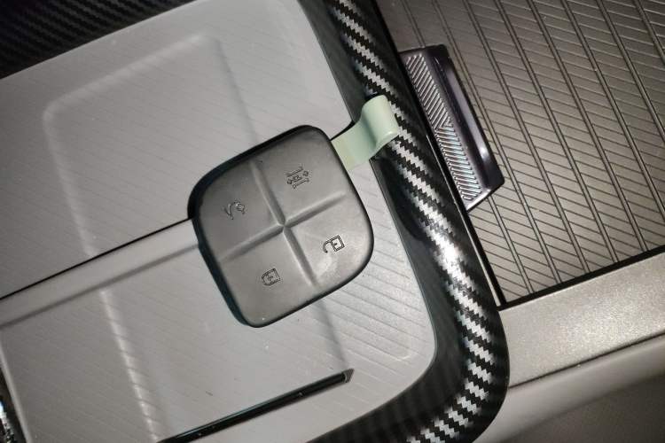 Used Lynk & Co 08 EM-P 2024 120km Long-Range Plus
