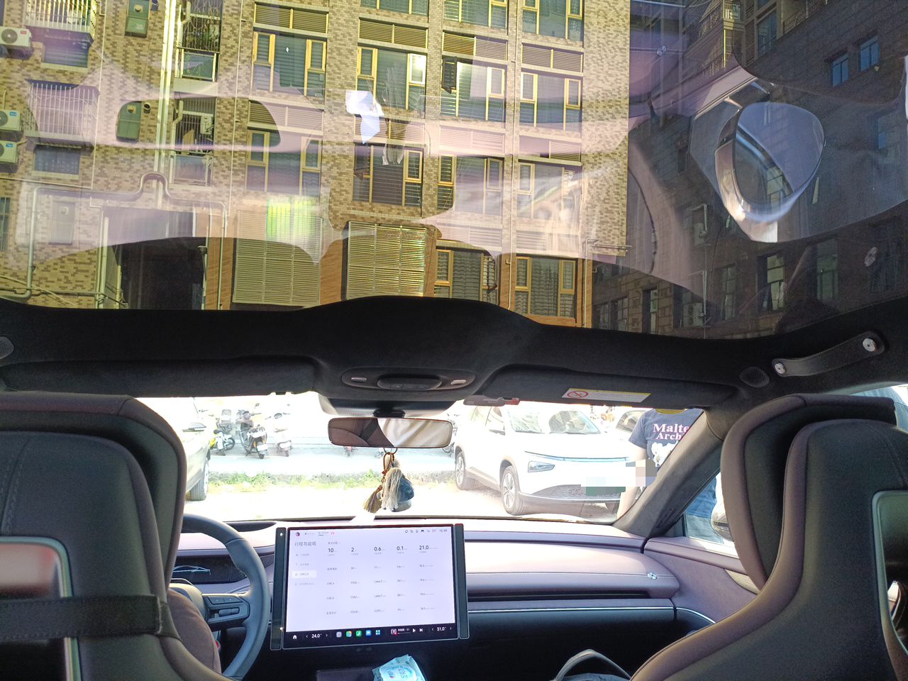 Xiaomi Auto SU7 2024 Four-Wheel Drive Ultra-Long Range Advanced Intelligent Driving Max Edition — снимка 18