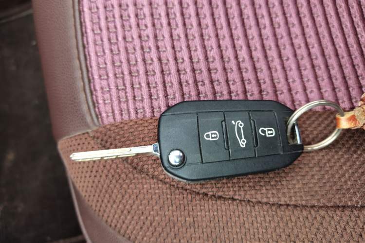 Used Citroen Elysee 2014 1.6L Manual Comfort Model Vehicle Key