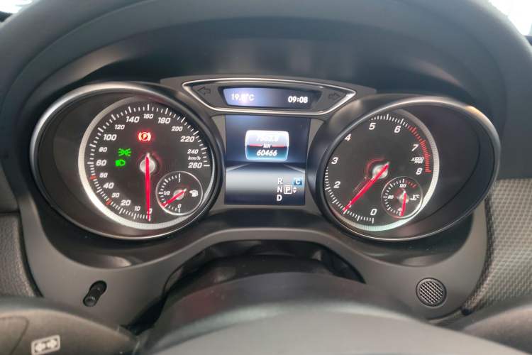 Used Mercedes-Benz GLA 2019 GLA 200 Fashion Model Instrument Cluster