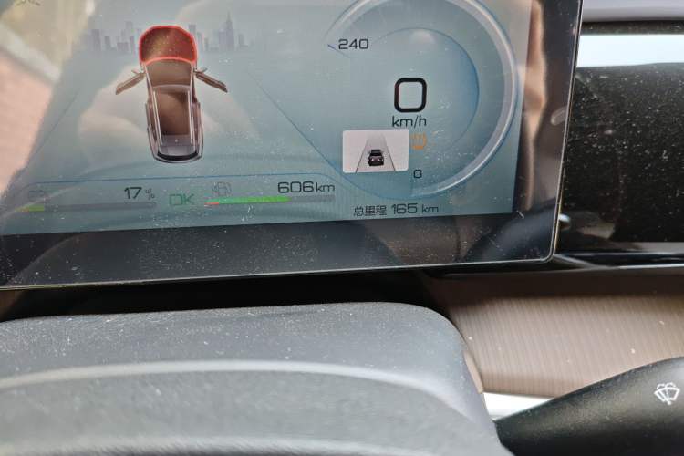 Used BYD Song Pro New Energy 2022 DM-i 110km Flagship Pro Model Odometer Close Up