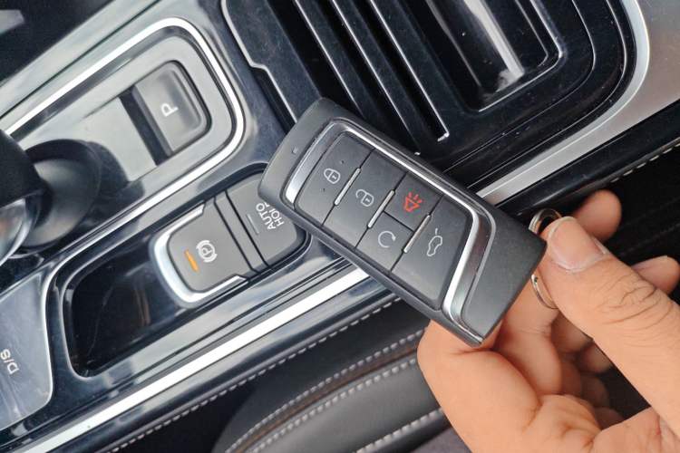 Used GAC Trumpchi GS8 2020 390T Two-Wheel Drive Luxury Smart Connectivity Commemorative Edition (7 Seats)
