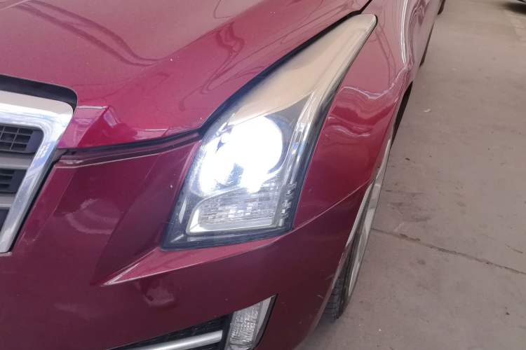 Used Cadillac ATS 2014 28T Comfort Version Left Front Headlight