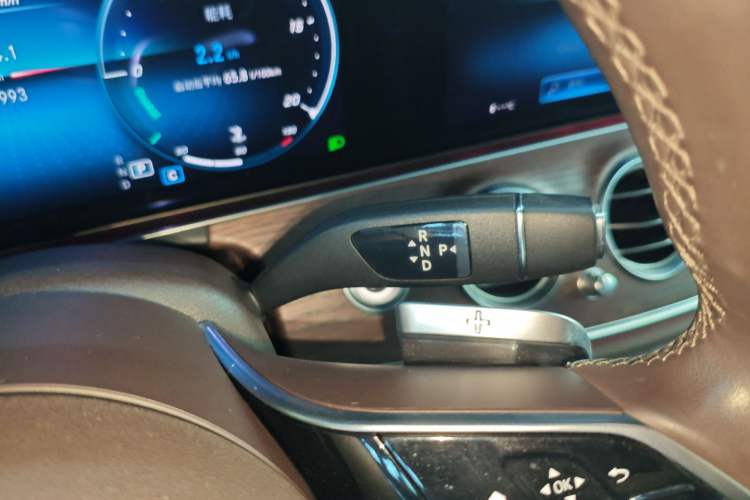 Used Mercedes-Benz E-Class 2021 Facelift E 260 L