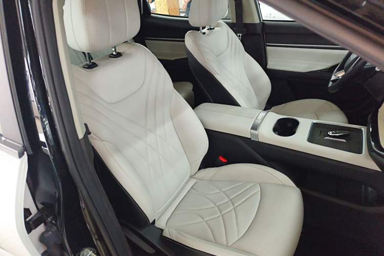 Used Chery New Energy eQ7 2024 512 km Leisure Edition
