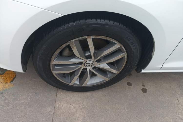 Used Volkswagen Golf 2016 230TSI Automatic Luxury Version