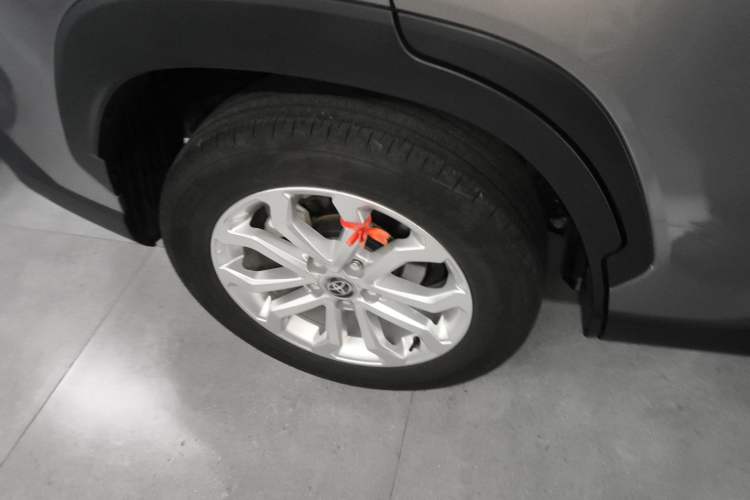 Used Toyota FRONTLANDER 2024 2.0L CVT Elite Edition