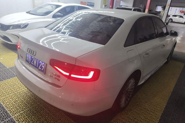 Used Audi A4L 2016 35 TFSI Collection Edition S line Comfort Model
