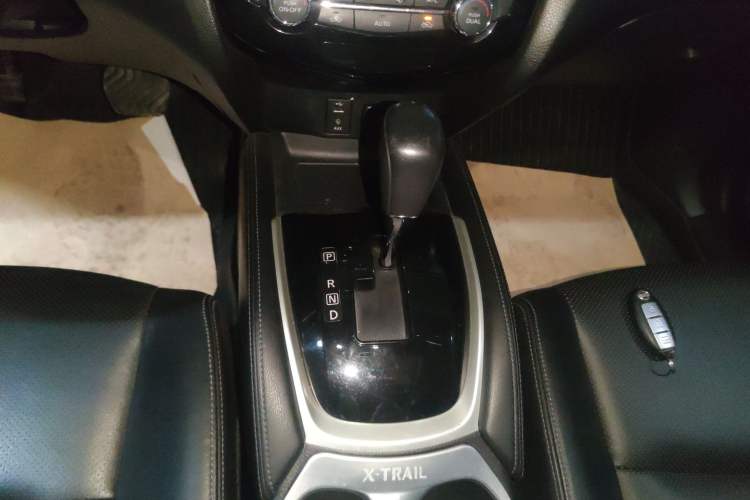 Used Nissan X-Trail 2014 2.0L CVT Comfort Edition 2WD
