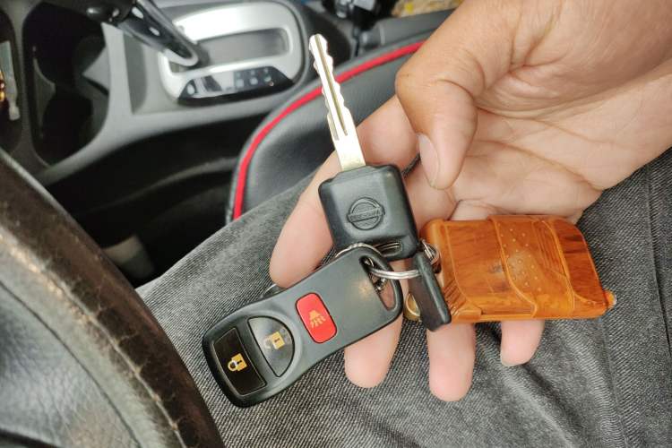 Used Nissan Livina 2013 1.6XE CVT Comfort Edition Vehicle Key