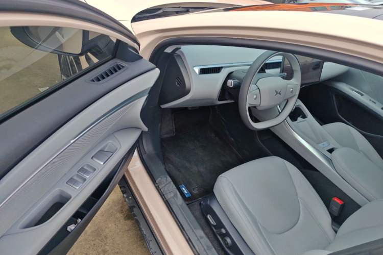 Used XPeng MONA M03 2025 620 Ultra-Long Range Plus Driver Seat