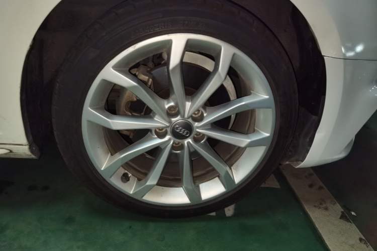 Used Audi A4L 2018 30th Anniversary Edition 40 TFSI Fashion Model