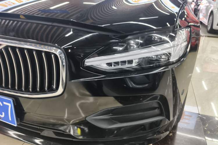 Used Volvo S90 2017 T4 Zhiyi Edition