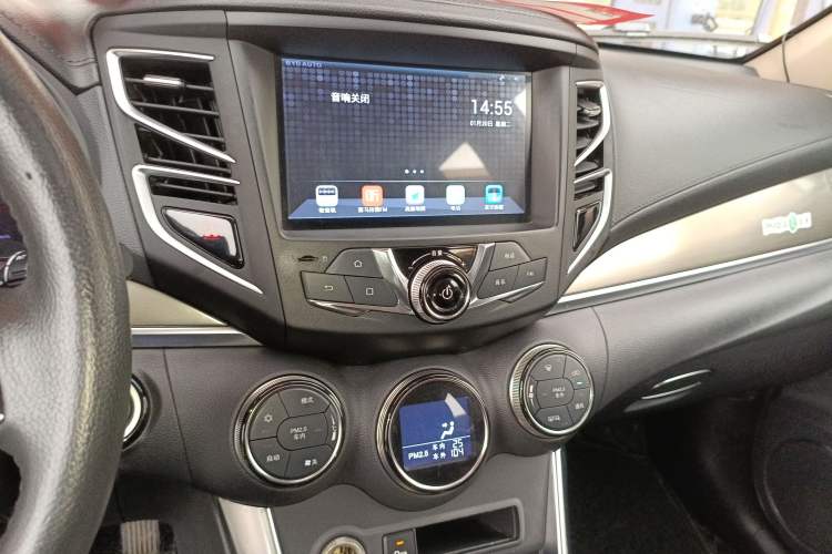 Used BYD Song 2018 1.5TID Automatic Smart Connect Prestige Model