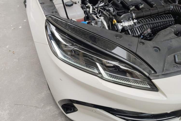 Used BYD Seal 06 New Energy 2025 DM-i Smart Drive 120KM Prestige Model Right Front Headlight