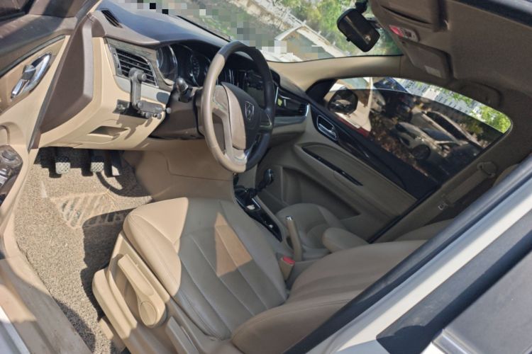 Used Baojun 730 2016 1.5T Manual Comfort Version 7 Seats
