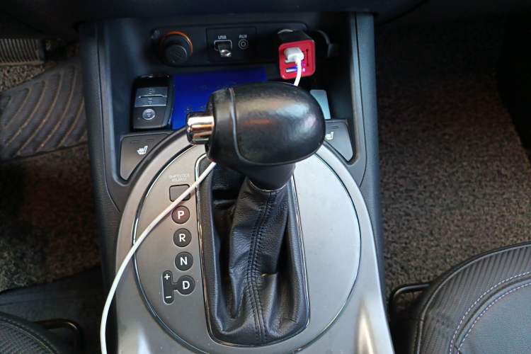 Used Kia Sportage R 2015 2.0L Automatic Two-Wheel Drive DLX Model
