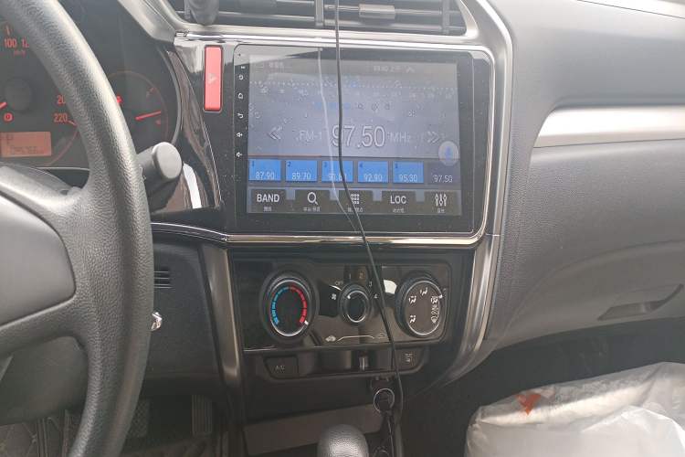 Used Honda Greiz 2016 1.5L CVT Classic Edition Audio And AC Panel