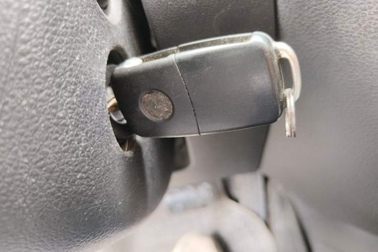 Used Volkswagen Sagitar 2014 1.4TSI Automatic Luxury Model Vehicle Key