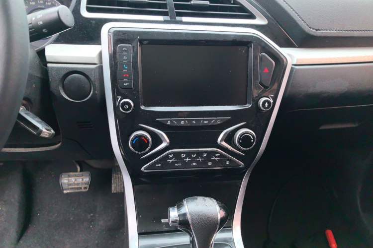 Used Haima S5 Youth Edition 2018 1.6L CVT Luxury Model
