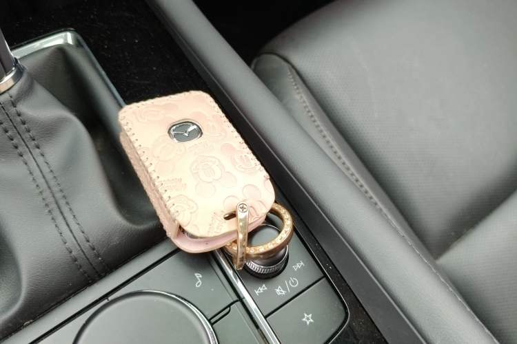 Used Mazda 3 Axela 2023 2.0L Automatic ZhiZhen Edition Interior 1