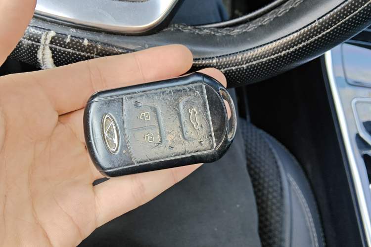 Used Chery Arrizo GX 2019 Pro 1.5T CVT Model Color Version China VI Standard Vehicle Key