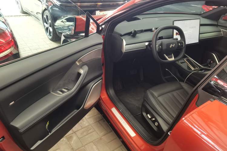 Used ONVO L60 2024 60 kWh Rear-Drive Version
