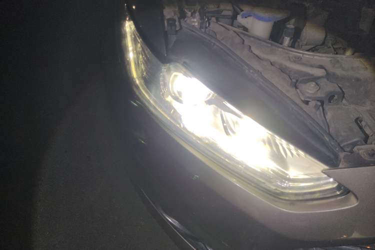 Used Ford Mondeo 2013 2.0L GTDi 200 Luxury Model
