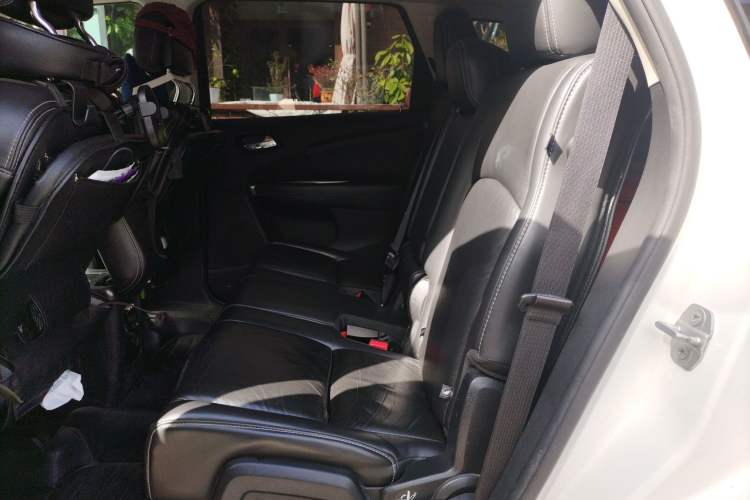 Used Dodge Journey 2014 2.4L Two-Wheel Drive Touring Edition
