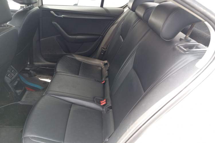 Used Skoda Octavia 2022 1.5L Manual Comfort Edition Left Rear Seat