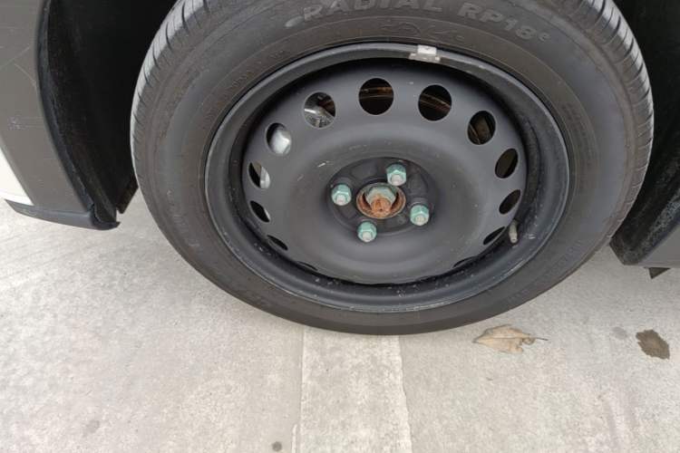 Used BYD Seagull 2024 Honor Edition 305km Dynamic Version Left Front Wheel Hub