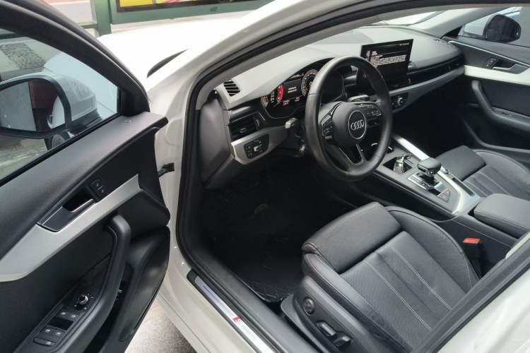 Used Audi A4L 2020 40 TFSI Luxury Dynamic Model