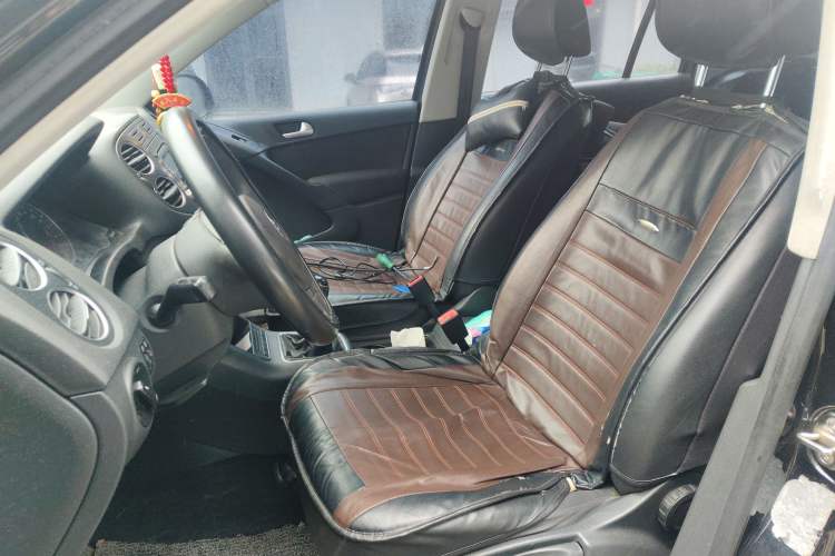 Used Volkswagen Tiguan 2012 1.4TSI Manual Two-Wheel-Drive Urban Edition Left Front Seat