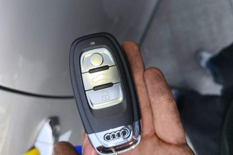 Used Audi Q5 2017 Plus 40 TFSI Technology Model
