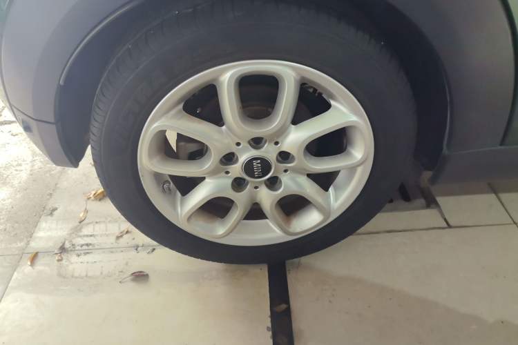 Used MINI 2014 1.2T ONE+ Exterior 5