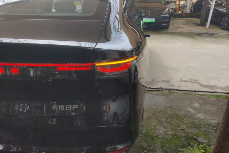 Used Nissan N7 2025 510 Air
