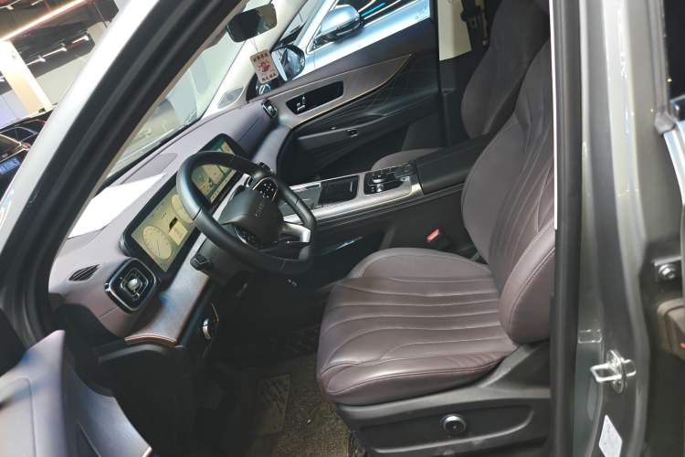 Used Chery Tiggo 9 C-DM 2025 1.5T 106KM Ultra-Comfort Edition 5 Seats Lithium-NMC Left Front Seat