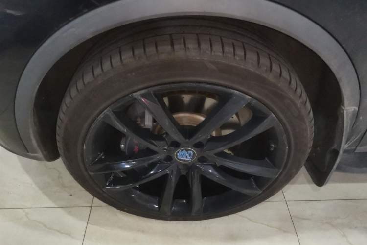 Used BYD Tang New Energy 2021 DM 2.0T Four-Wheel Drive High-Performance Flagship Model Exterior 4