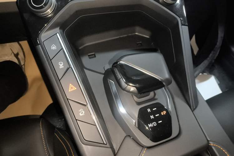 Used Lynk & Co 06 2023 Remix 1.5T Plus Model