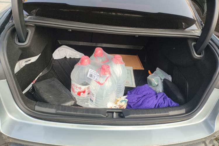 Used Lynk & Co 03 2023 1.5TD DCT JingPro Trunk