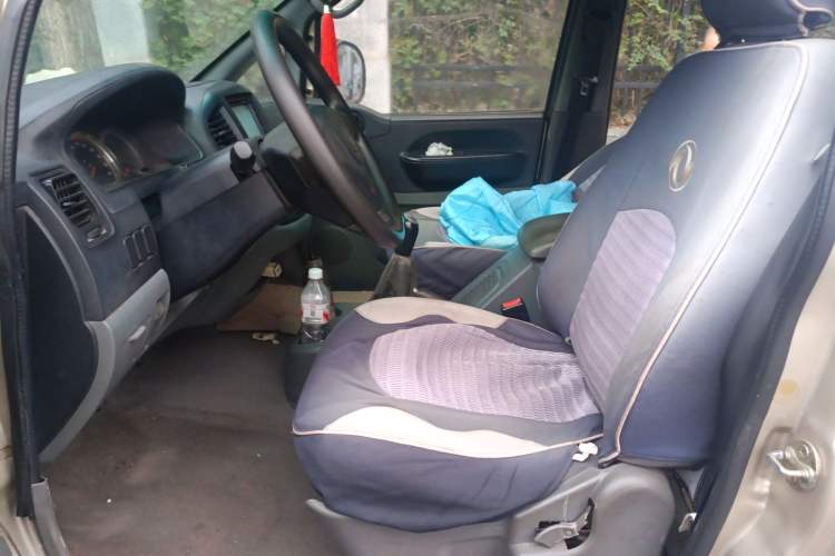 Used FORTHING Lingzhi 2012 Commercial Version 1.6L Utility Model
