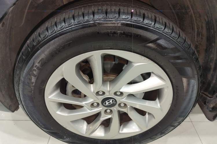 Used Hyundai Tucson 2015 1.6T Dual-Clutch Two-Wheel-Drive Smart Model