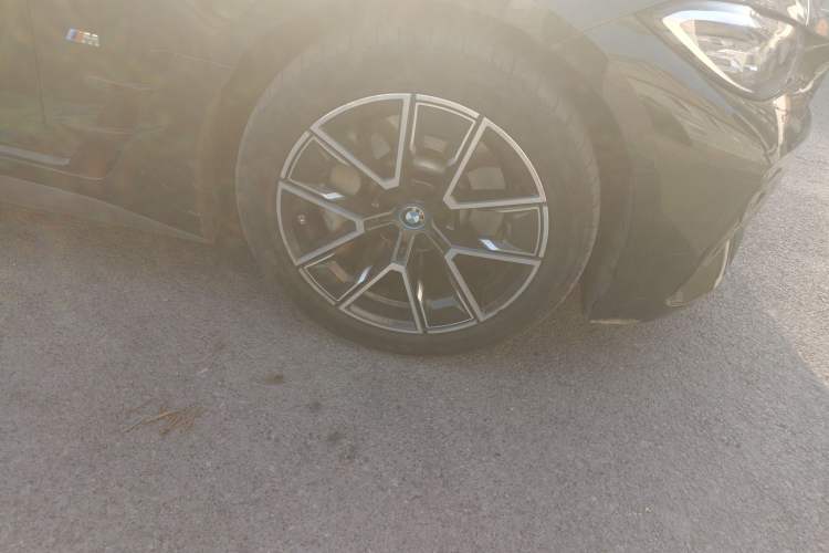 Used BMW i4 2022 eDrive40 Right Front Wheel Hub