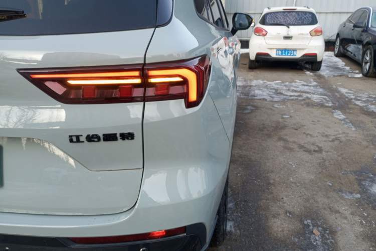 Used Ford Equator Sport New Energy 2025 Luxury Plus Version
