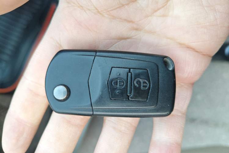 Used Bestune B50 2013 1.6L manual Comfort trim level