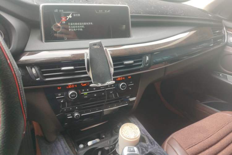Used BMW X5 2015 xDrive28i
