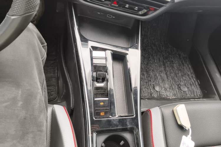 Used Volkswagen Lamando 2022 Lavida L 280TSI DSG Cool & Spicy Edition
