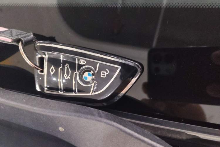 Used BMW i3 2022 eDrive 35 L Vehicle Key
